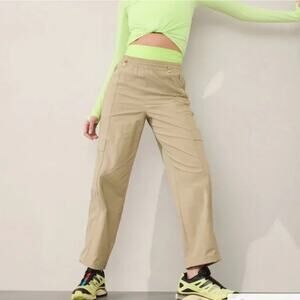 NWOT Athleta Cascade High Rise Cargo Poplin Pant Womens Size XL Beige